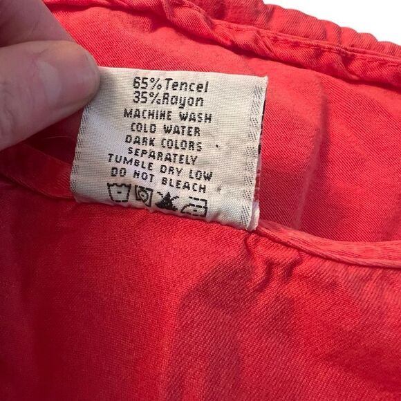 Click colour me cotton pink tank top. Size small - Picture 4 of 6